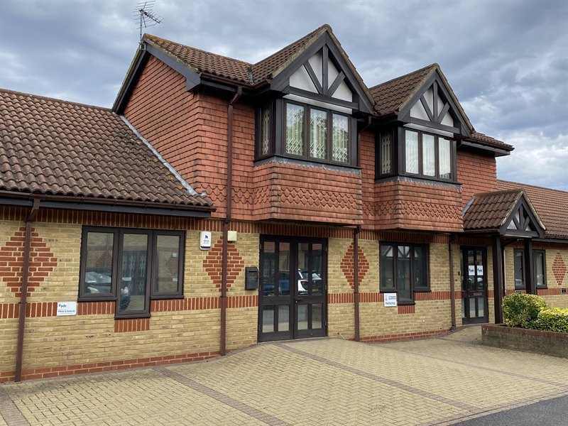 OFFICE LETTING HAMPTON HILL