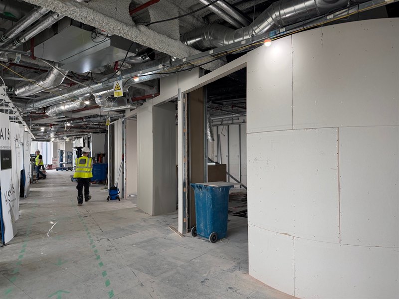 PHASE 2 OF BALFOUR BEATTY'S NEW HEADQUARTERS - CANARY WHARF