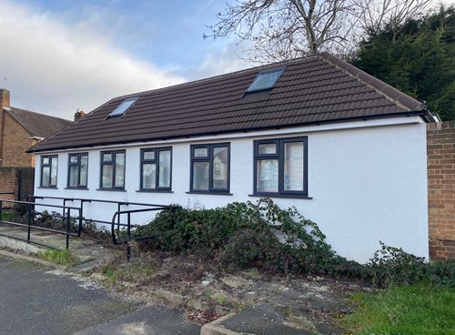 437 Hook Road, Chessington, KT9 1EL