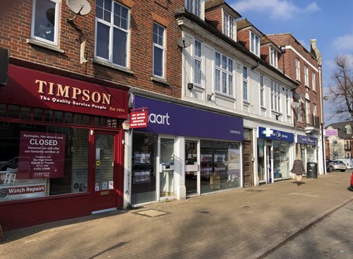 13 High Street , Shepperton, TW17 9AJ
