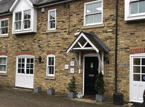 3 St John Mews, Hampton Wick, KT1 4AN