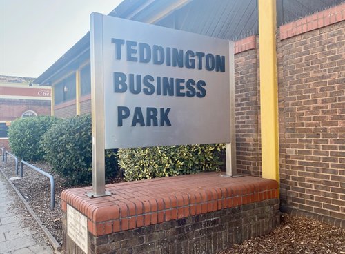 Station Road, Teddington, TW11 9BQ