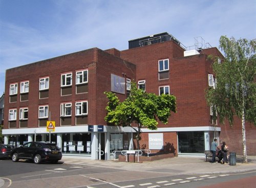 UK House – First Floor Suite