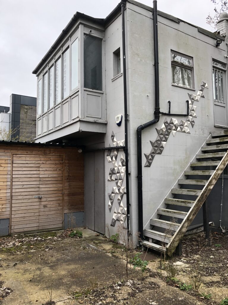 12a Sutton Lane North